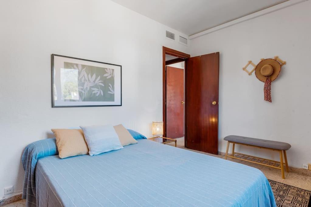 Central Beach Apartment With Free Parking And Pool マルベーリャ エクステリア 写真